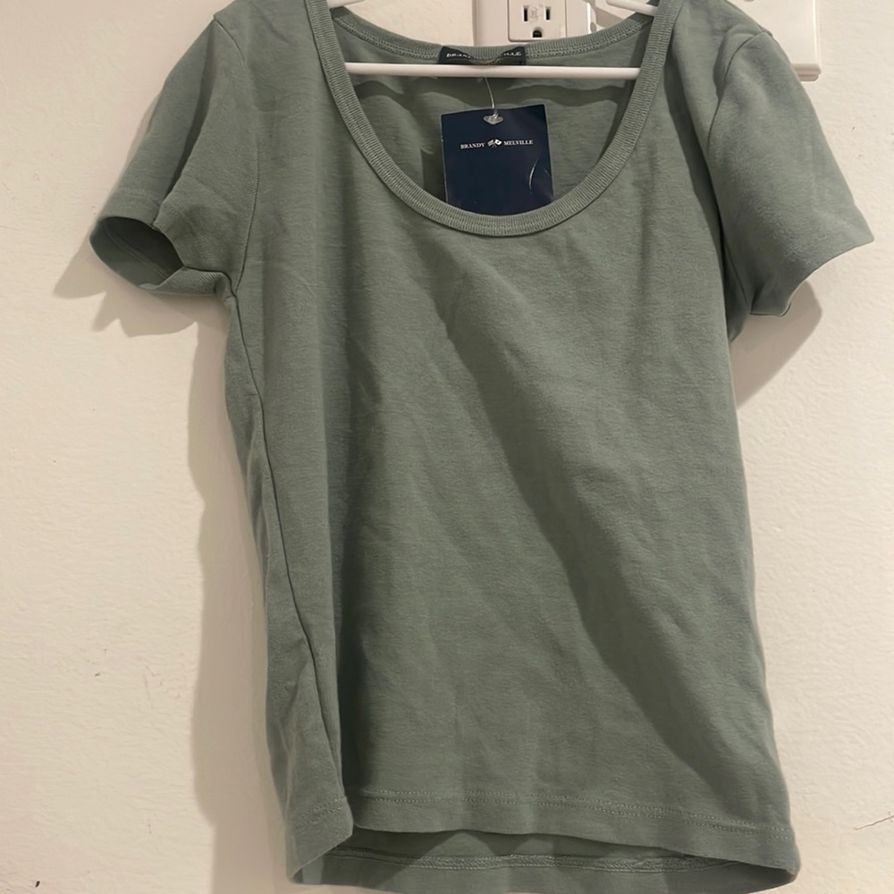 Brandy Melville Zelly Basic Top